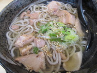 「塩とりそば　「680円」」@そば助 北千住店の写真