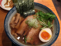 「今昔支那そば炙り肉入り（醤油）」@麺家 喜多楽の写真