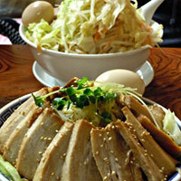 「みそラーメン（ふじ麺、麺すこぶる硬め）＋ブタトリプル」@明心角ふじの写真