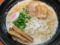 「濃厚中華そば　「730円」」@中華そば 輝羅の写真