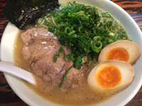 「Y'sラーメン」@Y's Dining Barの写真