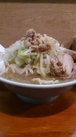 「ラーメン 麺少な目 850円」@ラーメン富士丸 西新井大師店の写真