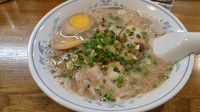 「たまごラーメン(760円)」@博多ラーメン ばりこて 高田馬場店の写真