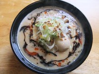 「【限定】にんにくと溜まり醤油の濃厚豚骨らーめん（850円）」@麺処福吉ATSUSHIの写真