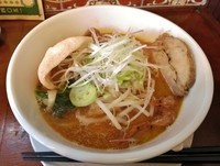 「海老味噌らーめん \810」@タイガー餃子会館 浅草別館の写真