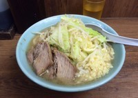 「ラーメン（野菜少なめ・にんにく）」@ラーメン二郎 池袋東口店の写真