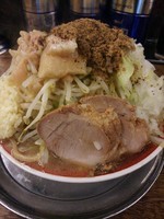 「小ラーメン(玉ねぎマシマシ他全マシ)」@麺でる 南大沢店の写真