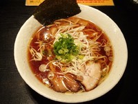 「中華そば（麺カタ・ネギ増し）」@BASSO ドリルマンの写真