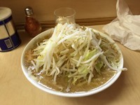 「小ニンニク」@ラーメン二郎 京成大久保店の写真