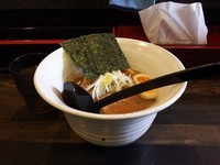 「細麺らーめん＋味付けたまご」@麺屋 奨 TASUKU 中央林間店の写真