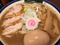 「特製中華そば(中)」@つけめん 玉 本店の写真