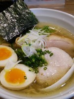 「鶏だしラーメン(塩）750円」@38 NOODLE KITCHENの写真