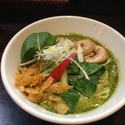 翡翠架喱麺　￥800