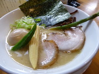 「特製ら～めん（８８０円）」@ろく月の写真