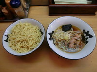 「肉入りつけそば（￥700）」@中野大勝軒の写真