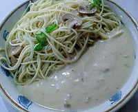 「ホワイトカレースパゲティ（大盛＋１５０円）　９００円」@レモンの写真