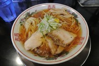 「【期間限定】豚鶏煮干ラーメン　700円」@肉煮干し中華そば さいころの写真