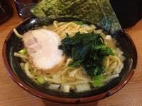 「ラーメン（脂多め）」@横浜家系ラーメン 萬力家の写真