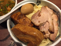 「武蔵つけ麺、角煮追加」@麺屋武蔵 蒲田店の写真