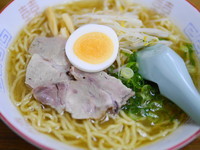 「ラーメン 麺硬め+親子丼」@香味徳 倉吉店の写真