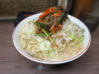 「小ラーメン ＋ニンニク ニラキムチ」@ラーメン二郎 横浜関内店の写真