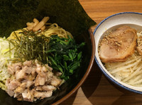 「油そば+チャーネギ丼」@横浜家系ラーメン 壱角家 新宿3丁目店の写真