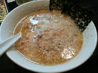 「環七ラーメン(並盛・鬼脂)680円」@環七ラーメン 周麺の写真