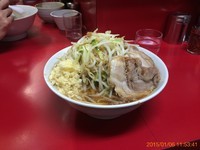 「子豚 野菜ニンニク」@ラーメン二郎 西台駅前店の写真
