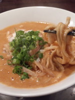 「濃厚あん肝味噌そば900円」@立ち呑み居酒屋 金町製麺の写真