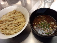 「濃厚つけ麺（醤油・中盛同料金）780円」@麺処 ほん田 東京駅一番街店の写真