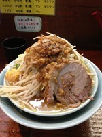 「小らーめん７５０円  ニンニクあぶら」@立川マシマシの写真