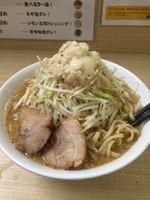「ラーメン 味噌 750円野菜アブラ濃いめ」@ラーメンいつきの写真