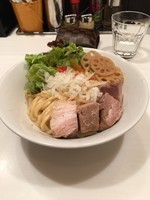 「牛油そば」@麺や 彩～iro～の写真