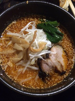 「濃厚味噌らーめん850円、自家製焼き餃子450円、ぶた飯350円」@本八幡だんちょうてーの写真