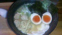 「特製・濃厚鶏骨醤油そば￥980」@濃厚鶏そば 麺屋武一 新橋本店の写真