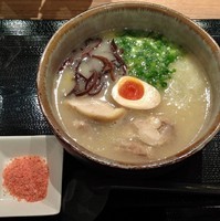 「鶏しお白湯麺」@らぁめん銀波露 新千歳空港店の写真