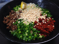 「新担坦麺＋ミニ揚げチキン」@自家製麺SHINの写真