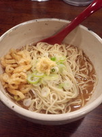 「かけそば580円」@鶏と魚だしのつけめん哲 御徒町店の写真