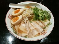 「広島らーめん+チャーシュー+煮玉子」@らーめん がらくの写真