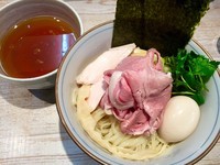 「【気まぐれ限定】特製あっさり鶏つけそば￥1000」@中華そば 四つ葉の写真