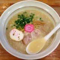 「鶏そば 白湯スープ 塩」@鶏や 総本店の写真