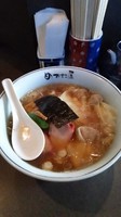 「ワンタンメン」@支那そば めでた屋の写真