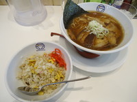 「ラフテーらぁ麺 醤油+ミニ丼セット」@らぁ麺食堂 吉凛の写真