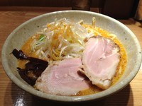 「バリ味噌らーめん＋チャーシュー1枚、850円＋100円」@つじ田 味噌の章 飯田橋店の写真