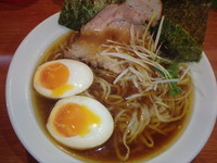 「手打ち中華そば(元味)(690円)、半熟煮玉子(100円)」@ゆうちゃんの写真