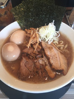 「特製ラーメン 味玉トッピング」@ブタソバ屋の写真