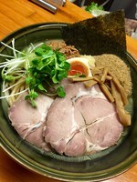 「【夜の部】まぜそば￥700＋大盛り￥100」@あぢとみ食堂の写真
