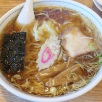 「ワンタンメン　630円」@キッチン松味の写真