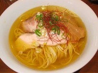 「塩ラーメン　800円」@ラーメン屋 トイ・ボックスの写真