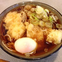 「いか玉そば（￥440）」@そば処 かめや 神田西口店の写真